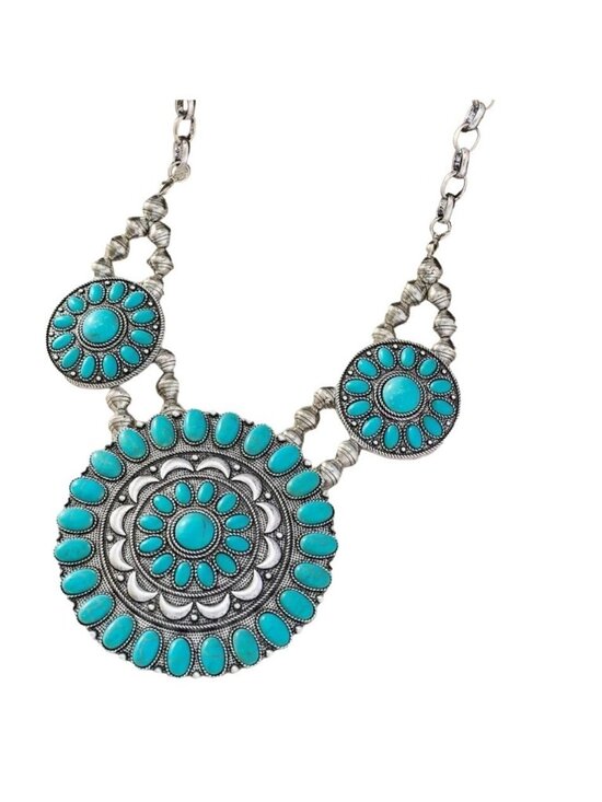 unbranded Jewelry - Boho Imitation Turquoise Statement Necklace With Silver Tone Chain